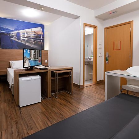 S4 Hotel Aguas Claras Taguatinga Exteriör bild